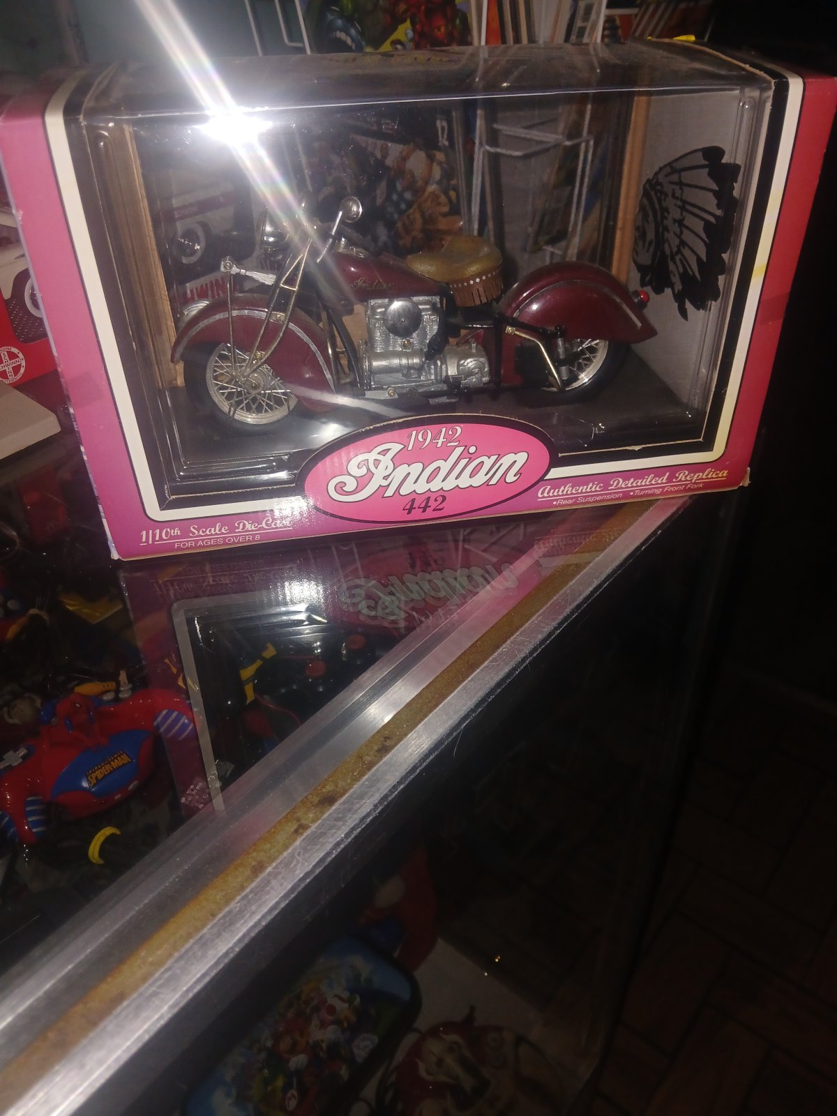 Indian 1942 Motorcycle 1/6 Scale Model