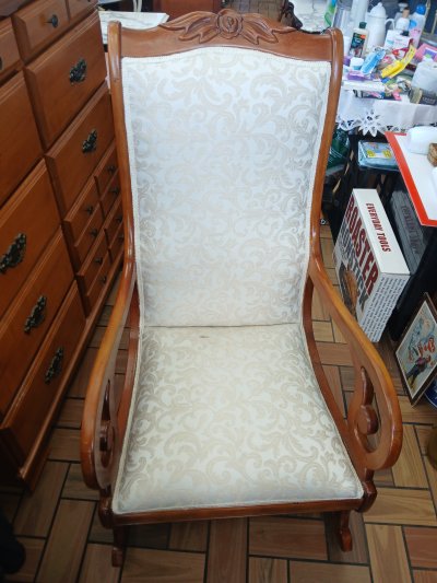 Solid Maple Early 1900s  Rocker Chair